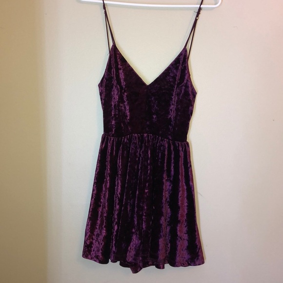 silence + noise Other - Silence + Noise UO Crushed Velvet Romper